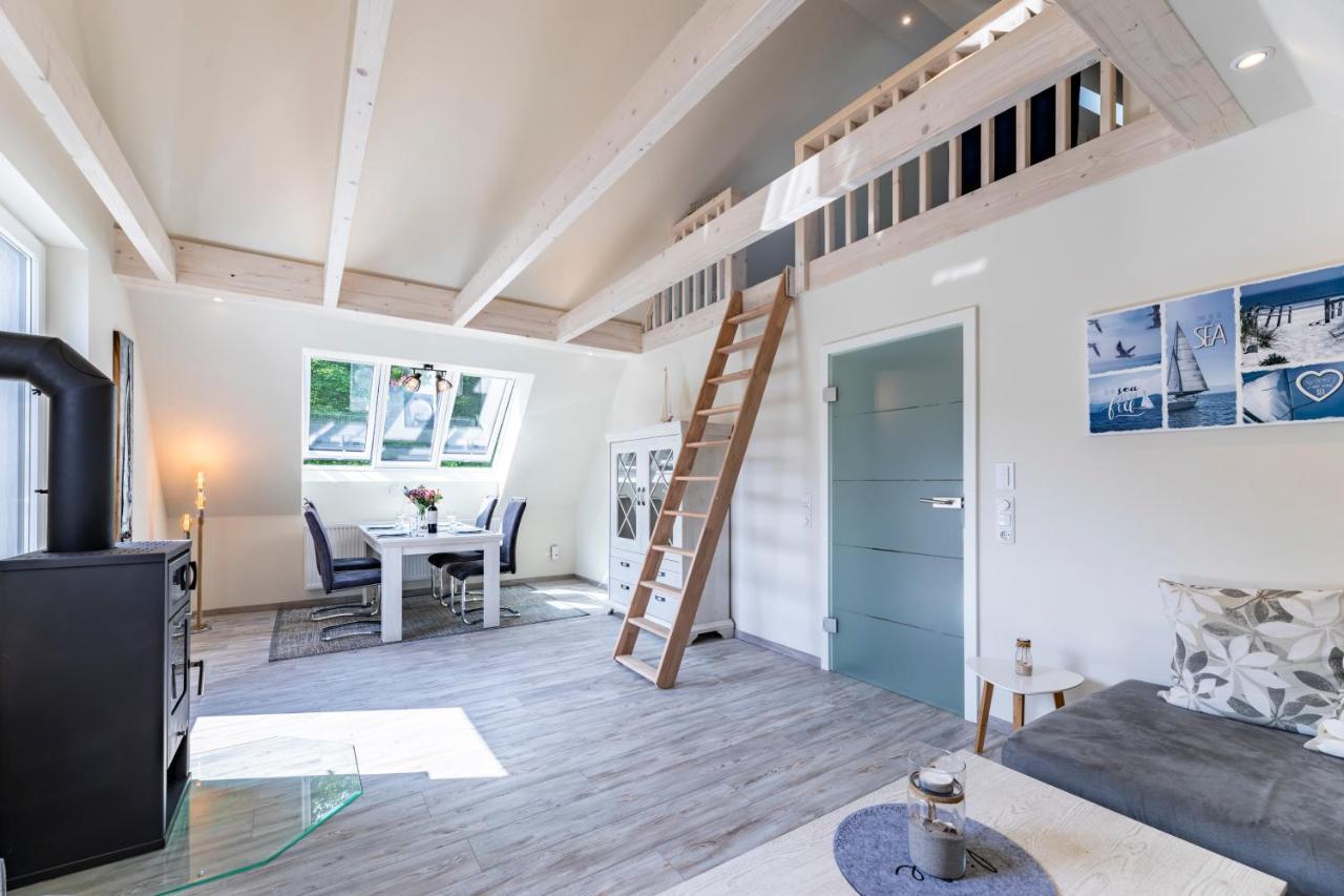 Haus Hamburg Wohnung 2 โฮวัคท์ ภายนอก รูปภาพ